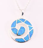 Ronde hoogglans zilveren hanger met Australische opaal aan ketting afbeelding 1