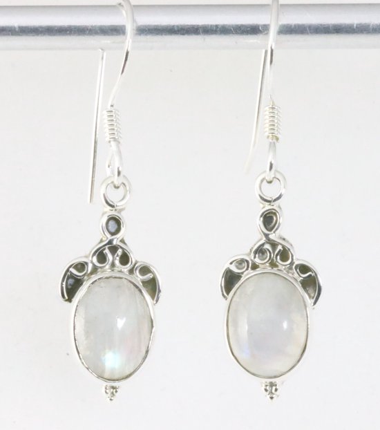 Fijne bewerkte zilveren oorbellen met regenboog maansteen afbeelding 1