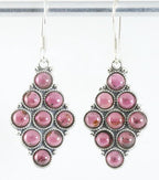 Bewerkte zilveren oorbellen met granaat afbeelding 1