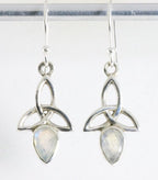 Opengewerkte zilveren oorbellen met regenboog maansteen afbeelding 1