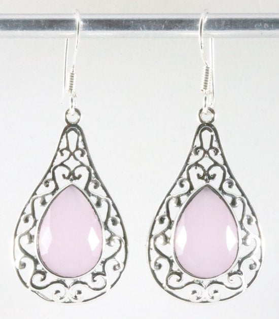 Opengewerkte zilveren oorbellen met rozenkwarts afbeelding 1