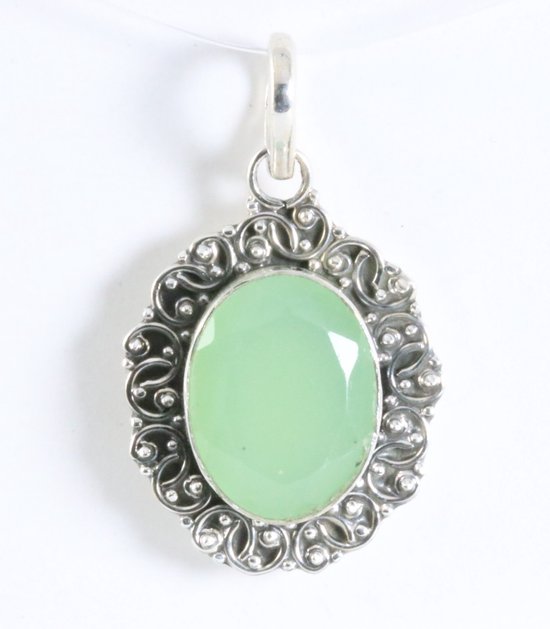 Bewerkte zilveren hanger met prehniet afbeelding 1