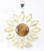 Grote opengewerkte zilveren hanger met tijgeroog en citrien afbeelding 1