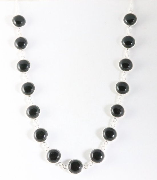 Zilveren collier met onyx afbeelding 1