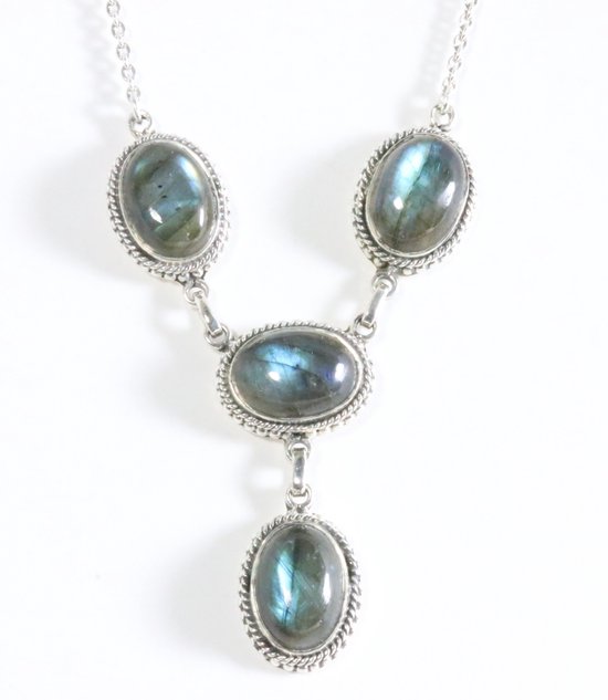 Bewerkte zilveren ketting met labradoriet afbeelding 1