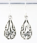 Fijne opengewerkte druppelvormige zilveren oorbellen afbeelding 1