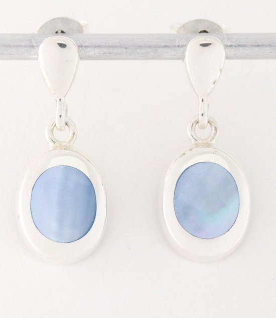 Hoogglans zilveren oorstekers met lichtblauwe schelp afbeelding 1