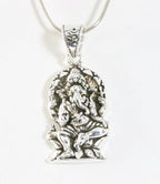 Zilveren Ganesha hanger aan ketting afbeelding 1
