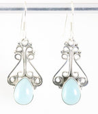 Opengewerkte zilveren oorbellen met blauwe chalcedoon afbeelding 1