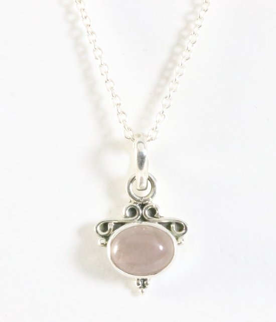 Fijne bewerkte zilveren hanger met rozenkwarts aan ketting afbeelding 1