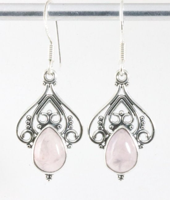 Opengewerkte zilveren oorbellen met rozenkwarts afbeelding 1