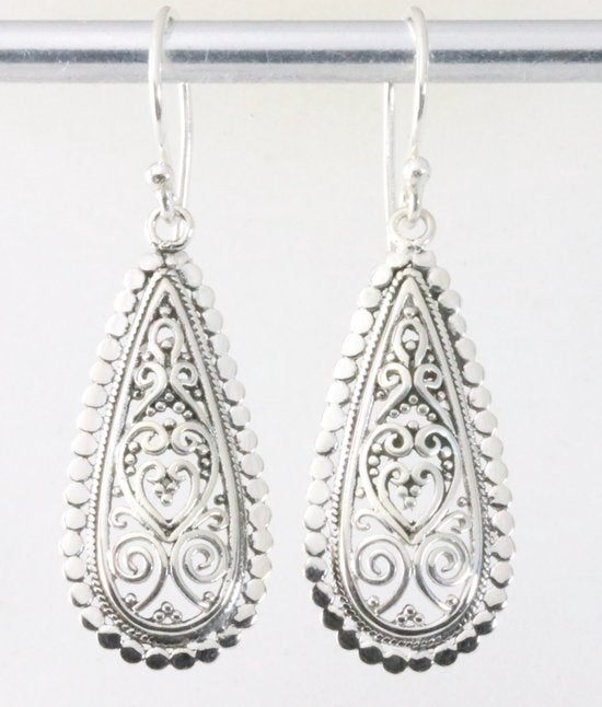 Traditionele zilveren filigrein oorbellen afbeelding 1
