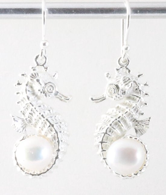 Zilveren zeepaardjes oorbellen met zoetwater parel afbeelding 1