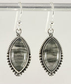 Bewerkte zilveren oorbellen met zwarte rutielkwarts afbeelding 1