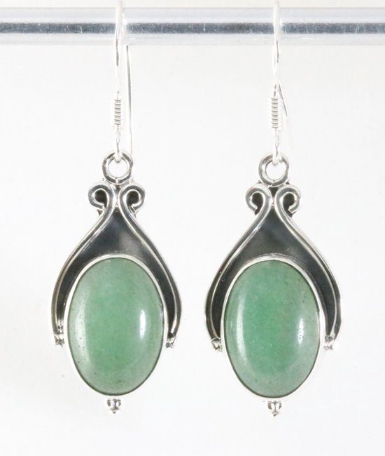 Bewerkte zilveren oorbellen met jade afbeelding 1