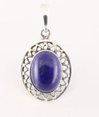 Opengewerkte ovale zilveren hanger met lapis lazuli afbeelding 1