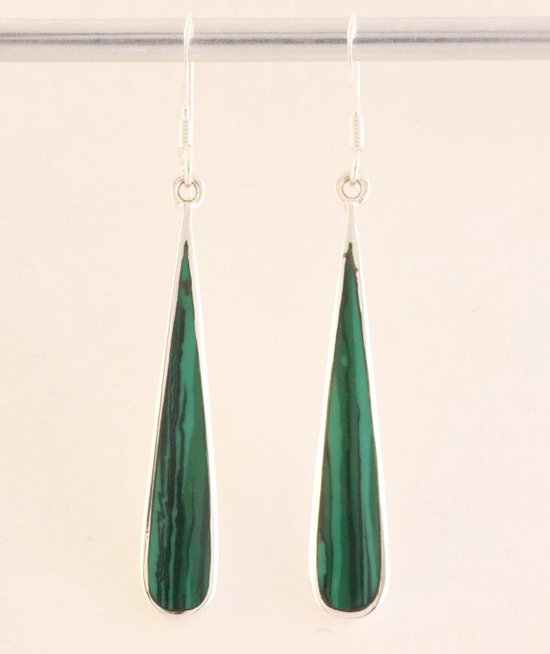 Lange druppelvormige zilveren oorbellen met malachiet afbeelding 1