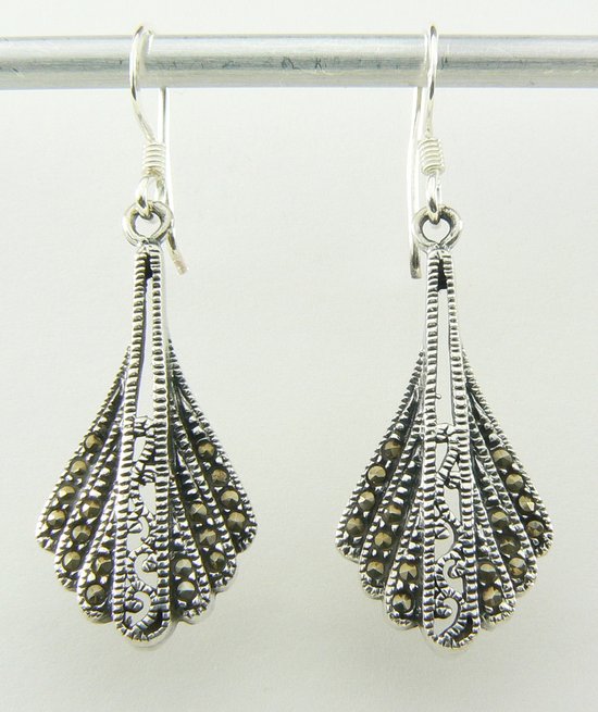 Bewerkte zilveren oorbellen met marcasiet afbeelding 5