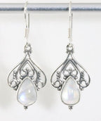 Opengewerkte zilveren oorbellen met regenboog maansteen afbeelding 1