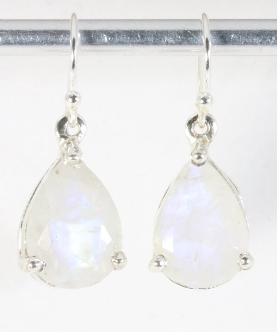 Zilveren oorbellen met regenboog maansteen afbeelding 1