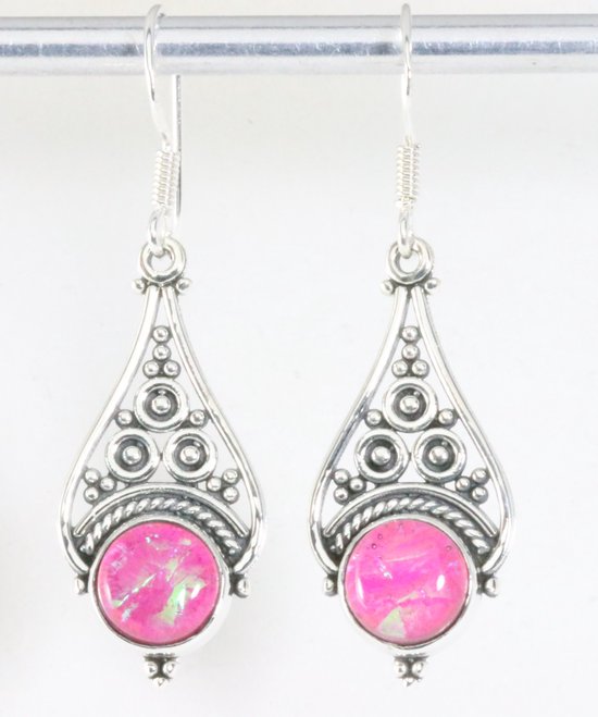 Opengewerkte zilveren oorbellen met roze opaal afbeelding 1