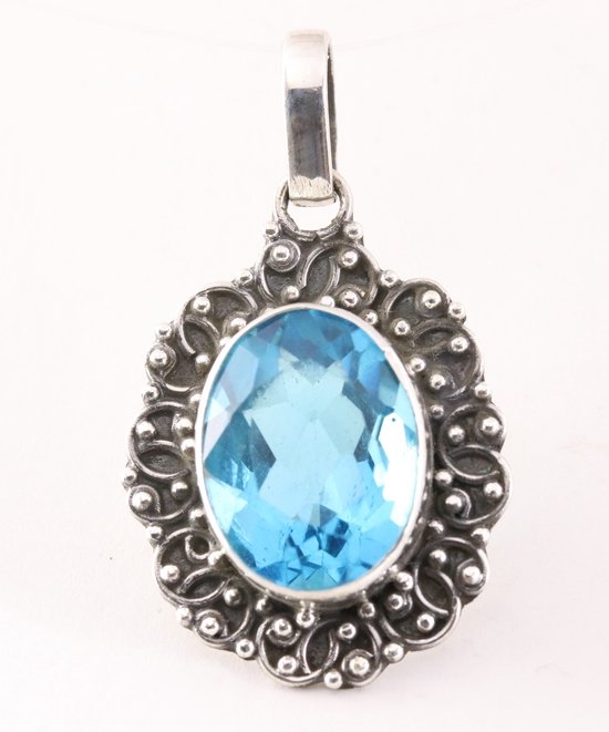 Bewerkte zilveren hanger met blauwe topaas afbeelding 1