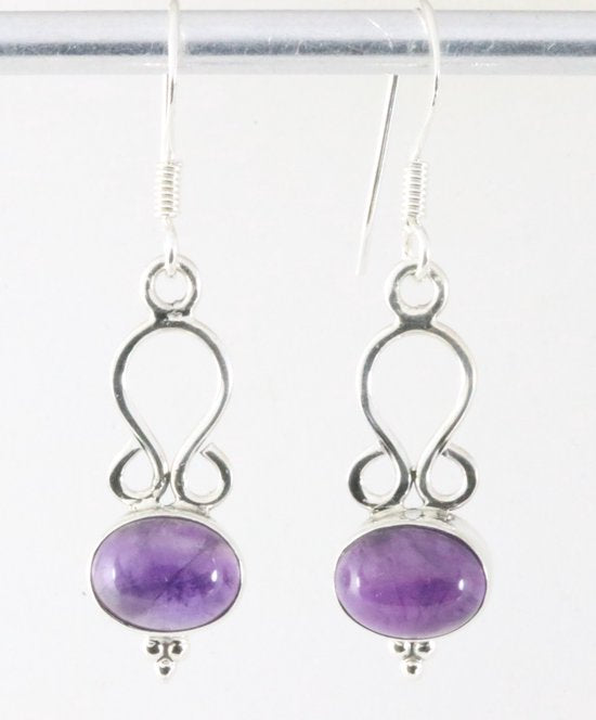 Fijne opengewerkte zilveren oorbellen met amethist afbeelding 1