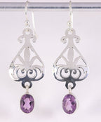 Lange opengewerkte zilveren oorbellen met amethist afbeelding 1