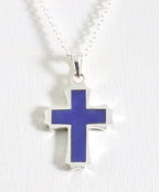 Zilveren kruishanger met lapis lazuli aan ketting afbeelding 1