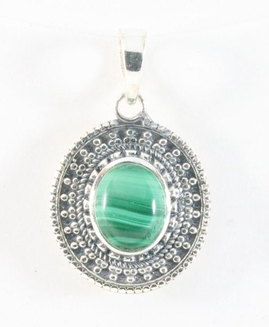 Bewerkte ovale zilveren hanger met malachiet afbeelding 1