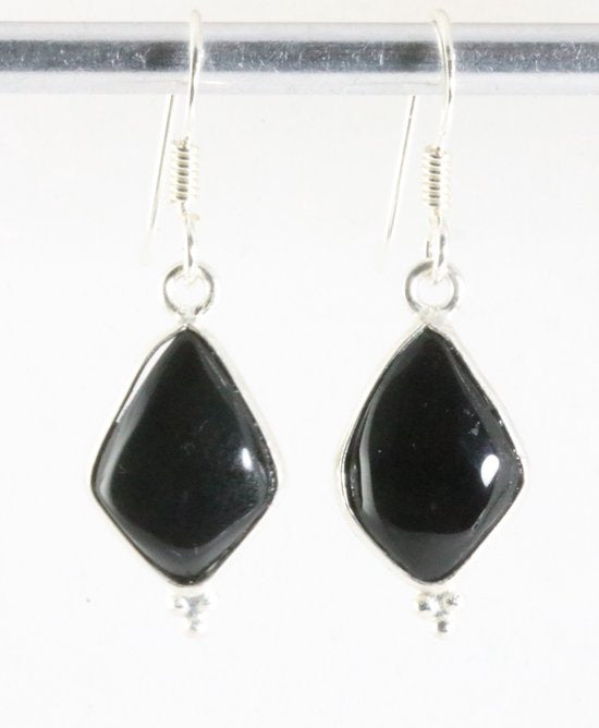 Fijne zilveren oorbellen met onyx afbeelding 1