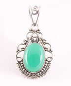 Opengewerkte zilveren hanger met groene onyx afbeelding 1
