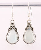 Bewerkte zilveren oorbellen met aqua chalcedoon afbeelding 1