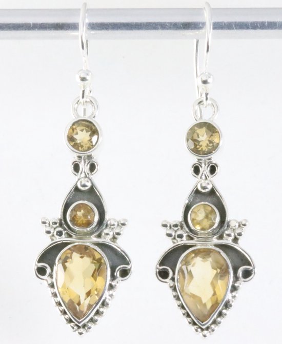 Bewerkte zilveren oorbellen met citrien afbeelding 1
