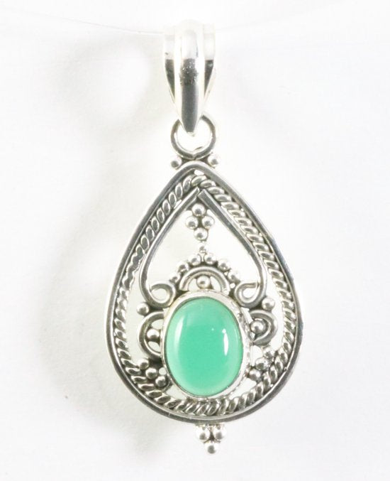 Opengewerkte zilveren hanger met groene onyx afbeelding 1