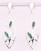 Opengewerkte zilveren oorstekers met malachiet afbeelding 1