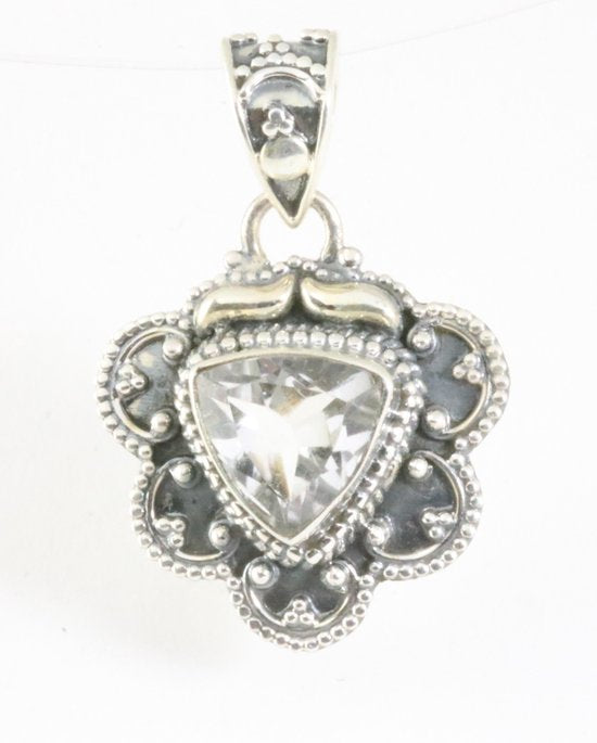 Bewerkte zilveren hanger met bergkristal afbeelding 1