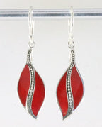 Bewerkte zilveren oorbellen met rode koraal steen afbeelding 1