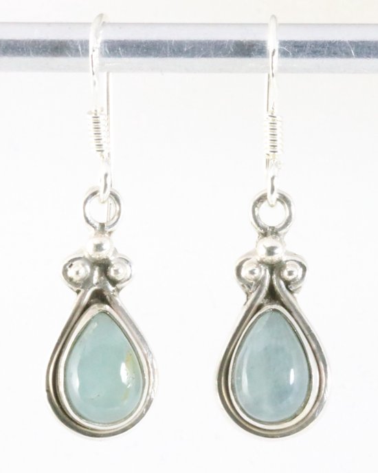 Fijne bewerkte zilveren oorbellen met aquamarijn afbeelding 1