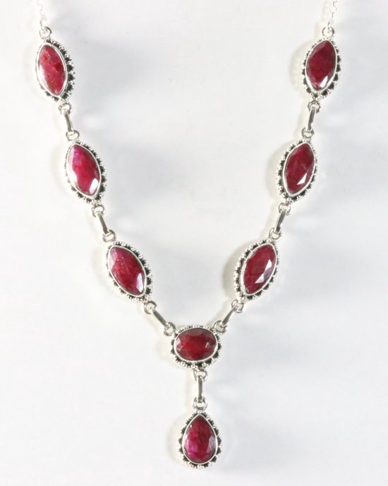 Bewerkte zilveren ketting met robijn afbeelding 1