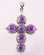 Bewerkte zilveren kruishanger met amethist afbeelding 1