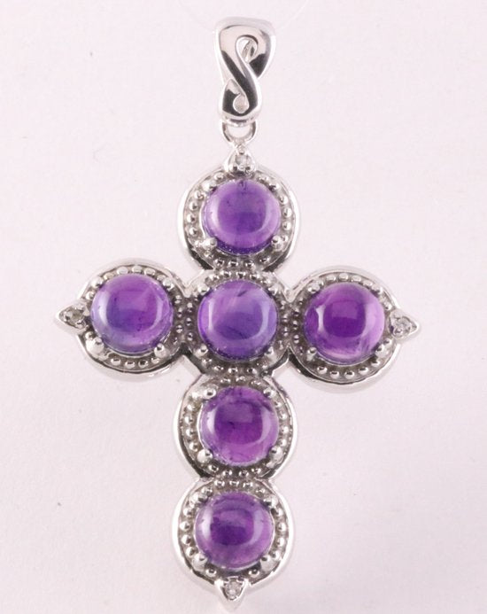 Bewerkte zilveren kruishanger met amethist afbeelding 1