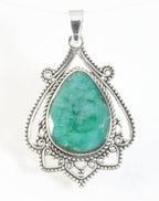 Bewerkte zilveren hanger met smaragd afbeelding 1