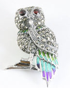 Zilveren uil broche met marcasiet, emaille en granaat afbeelding 1