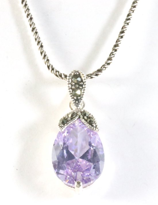 Zilveren hanger met amethist en marcasiet aan ketting afbeelding 1