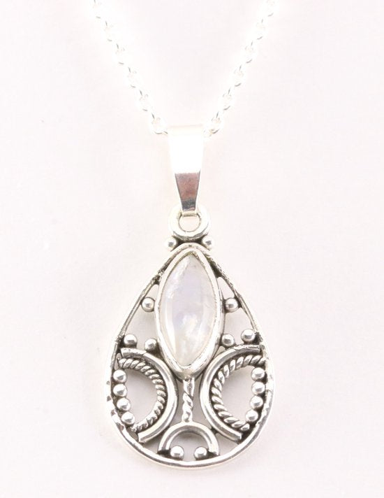 Fijne opengewerkte zilveren hanger met regenboog maansteen aan ketting afbeelding 1