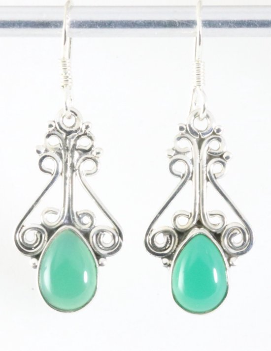 Opengewerkte zilveren oorbellen met groene onyx afbeelding 1