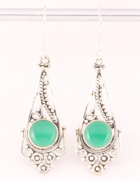 Lange opengewerkte zilveren oorbellen met groene onyx afbeelding 1