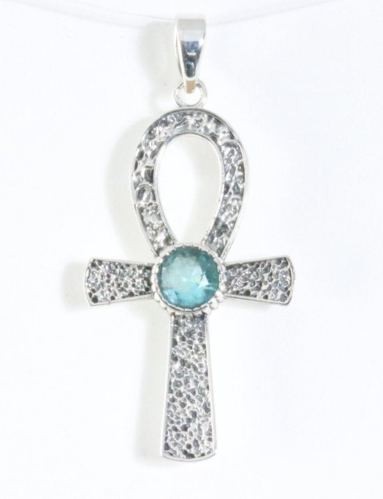 Bewerkte zilveren ankh hanger met blauwe topaas afbeelding 1