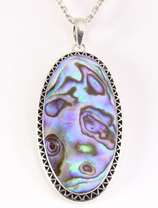 Bewerkte ovale zilveren hanger met grote abalone schelp aan ketting afbeelding 1